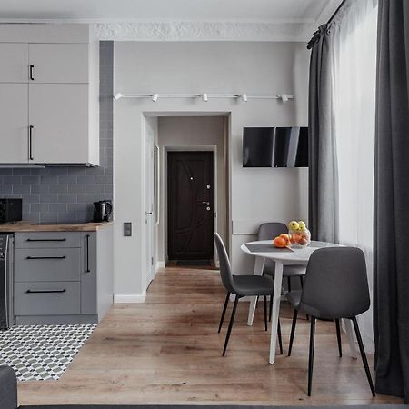 City Centre Silver Apartment أوديسا المظهر الخارجي الصورة